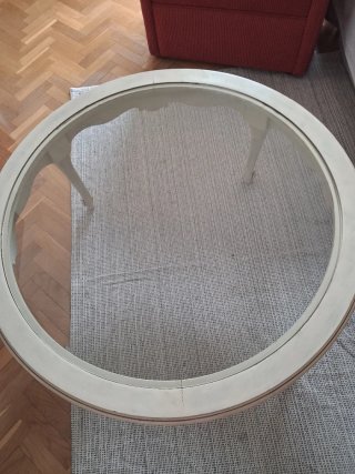 Mesa redonda salón cristal y madera