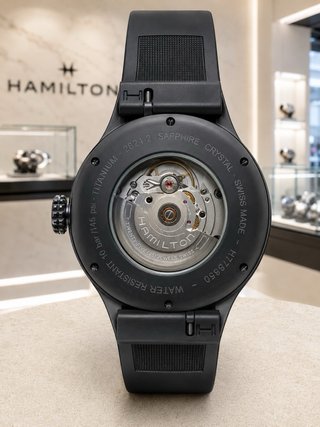 Hamilton Khaki Navy BeLOWZERO Auto Titanio 46mm