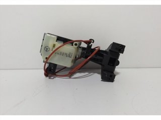 TAPA EXTERIOR COMBUSTIBLE A2516390107 77341