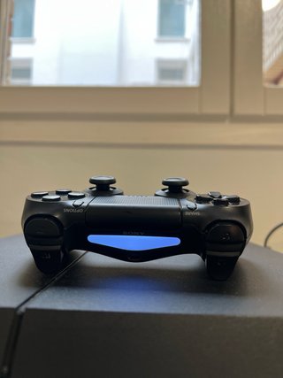 PS4 (PlayStation 4) Negra