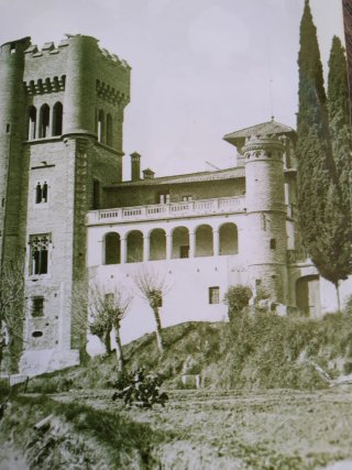 Pintura al óleo: Castillo Torre d en Feu