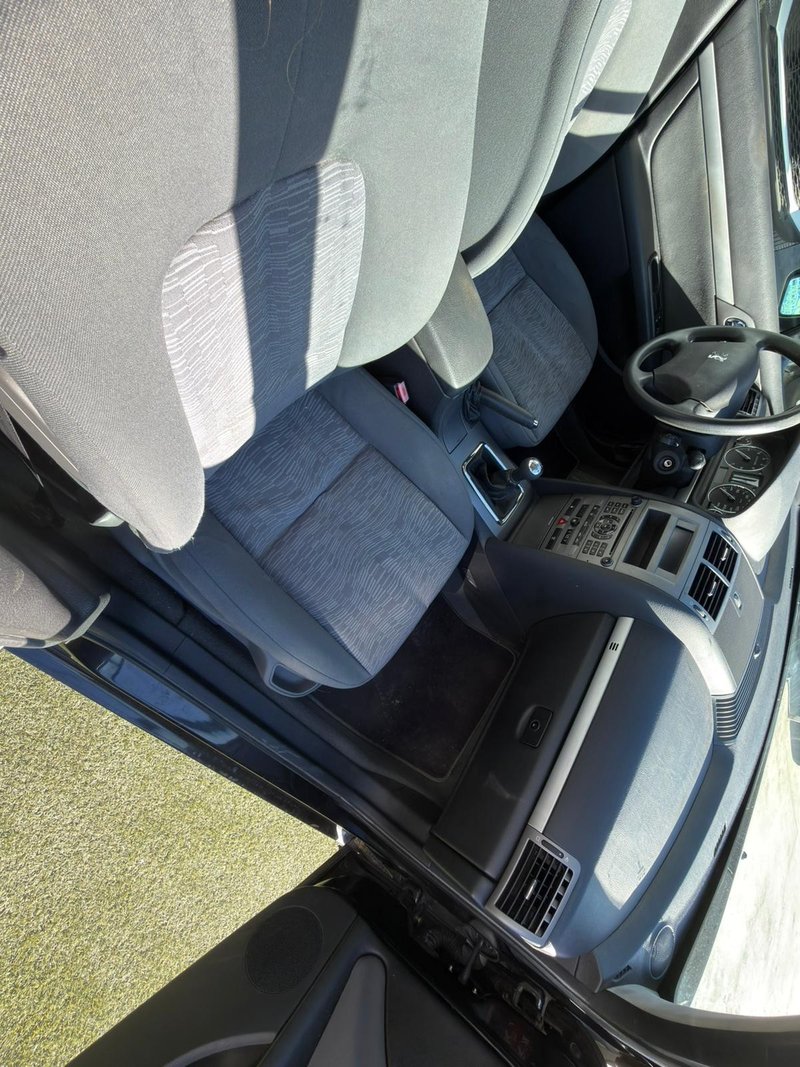 Peugeot 407 1.8 SR Confort 2004, foto 7