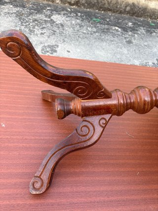 Tavolino con scacchiera in legno