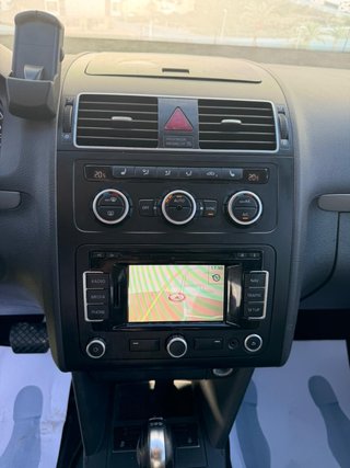 Volkswagen Touran 1.6 TDI 105cv DSG Edition Buemotion Tech