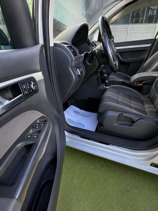 Volkswagen Touran 1.6 TDI 105cv DSG Edition Buemotion Tech