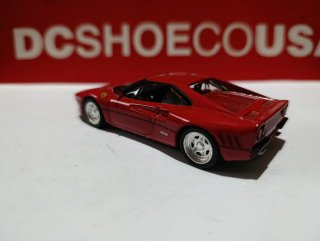 Modellino di Ferrari 288 GTO in scala 1/43