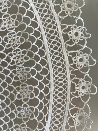 Centrotavola in pizzo stile chiacchierino 56x38 cm
