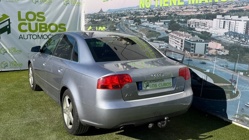 Audi A4 2.0 TDI 2004, foto 8