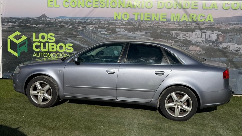 Audi A4 2.0 TDI 2004, foto 9