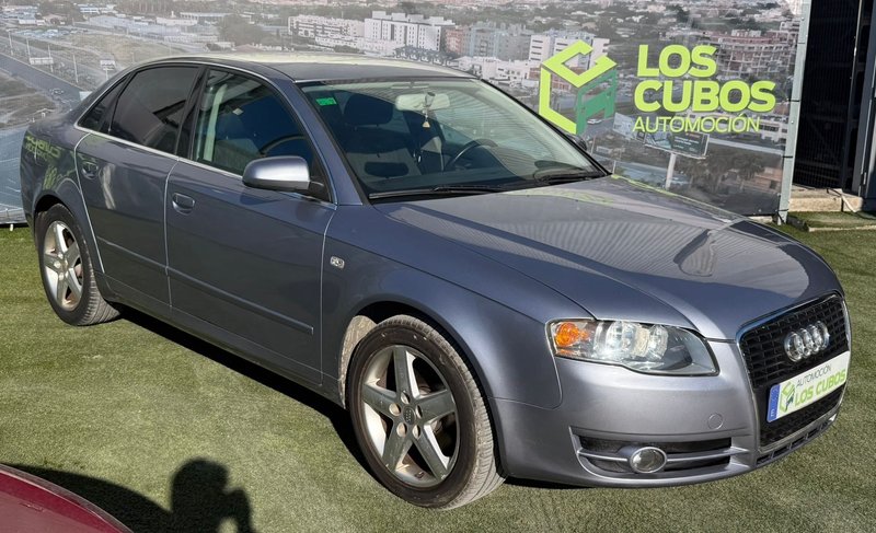 Audi A4 2.0 TDI 2004, foto 10