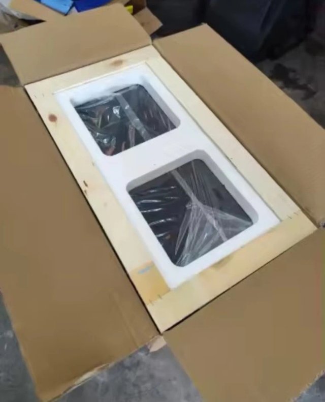 Carrello per attrezzi vuoto