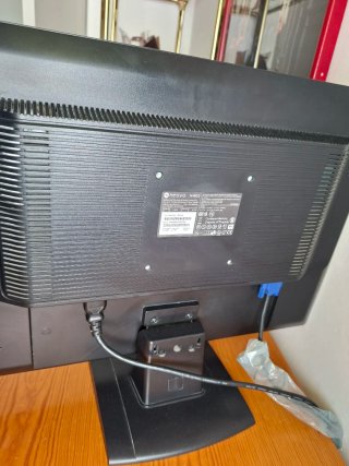 Monitor Neovo Negro