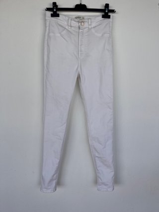 Pantalón pitillo blanco Pull&Bear