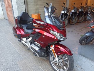 HONDA GL 1800 GOLD WING