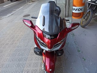 HONDA GL 1800 GOLD WING