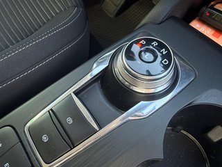 Ford Kuga 2.5 Duratec FHEV Titanium Auto 140 kW (190 CV)