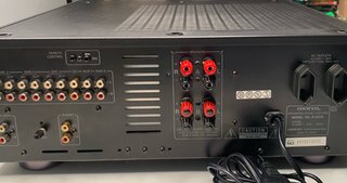 Onkyo Integra A-809 + Mando