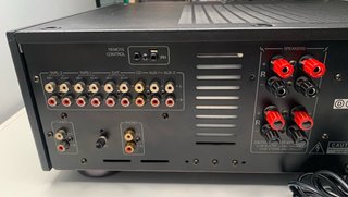 Onkyo Integra A-809 + Mando