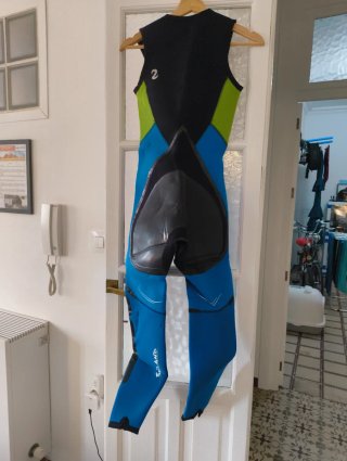 Traje de neopreno SELAND azul y verde barranquismo