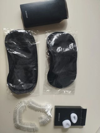 Kit de viaje: antifaz, gorro ducha y gomas