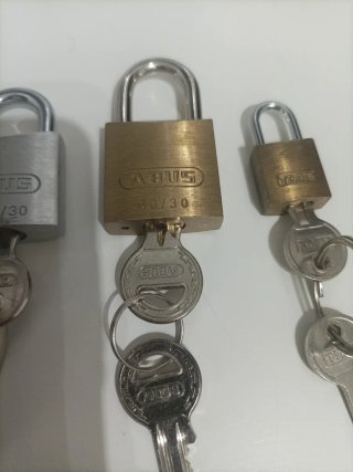 Lote 3 candados ABUS con llaves