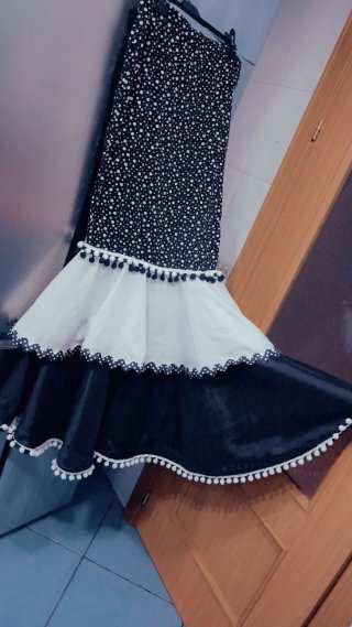 Falda flamenca lunares volantes