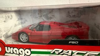 Ferrari F50 Bburago 1:24 Race & Play