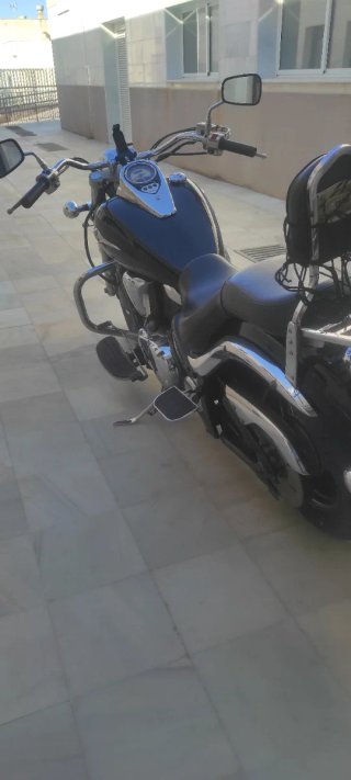 Kawasaki Vulcan 900 Custom