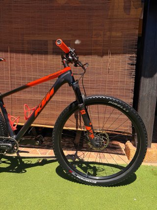 BICI MTB CARBONO 29"