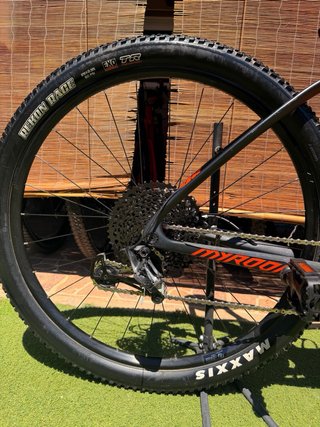 BICI MTB CARBONO 29"