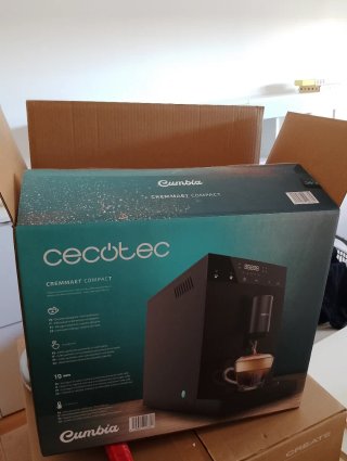 Cafetera Cecotec Superautomática Negra