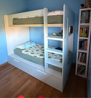 Cama litera con cajones Kibuc