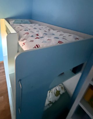 Cama litera con cajones Kibuc