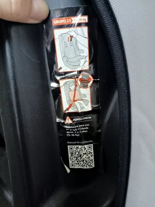 Seggiolino auto infantile grigio