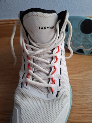 Zapatillas Baloncesto Blancas.
