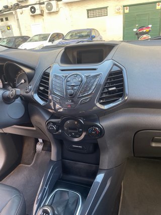 Ford EcoSport 2015