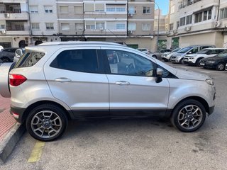 Ford EcoSport 2015