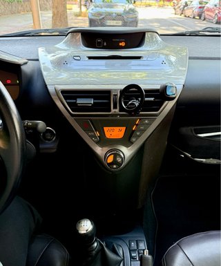 Toyota iQ 2009 - 1.33 VVT Manual