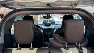 Toyota iQ 2009 - 1.33 VVT Manual