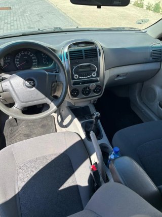 KIA Cerato 2006