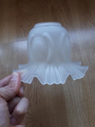 2 Lámparas (techo y mesa)