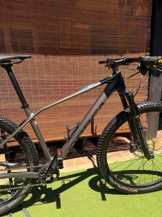 BICI MTB CARBONO 29”