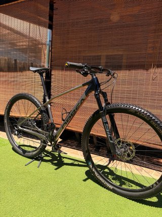 BICI MTB CARBONO 29”