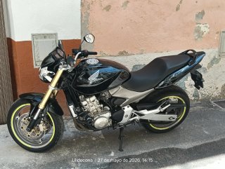 moto honda hornet 600f,con 98 cv del año