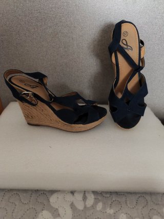 3 pares Sandalias Cuña Alta T.37 + Regalo otro par