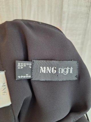 Vestido cóctel negro halter Mango