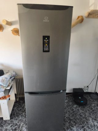 Nevera Combi Indesit