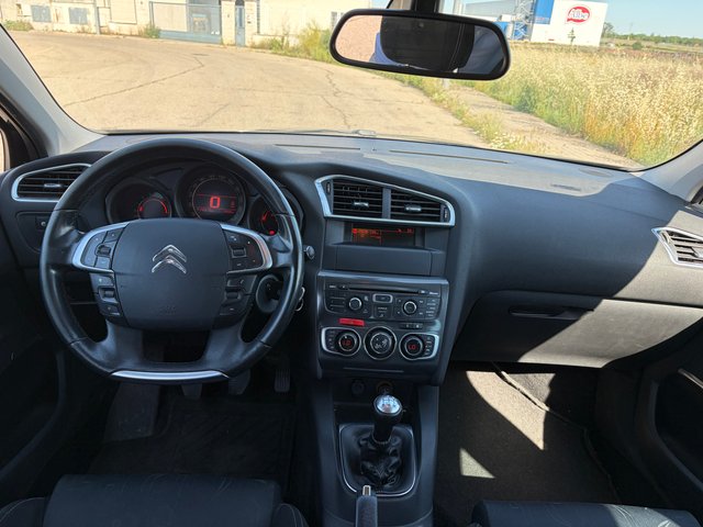 Citroen C4 2011