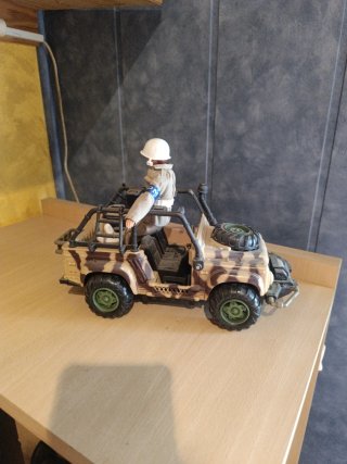 Jeep Militar Madelman Camuflaje