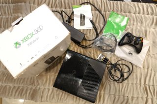 Xbox 360 250GB/Go Negra